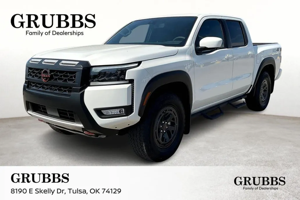 2026 Nissan Frontier Crew Cab PRO-4X photo 1