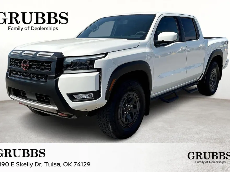 2026 Nissan Frontier Crew Cab PRO-4X photo 1