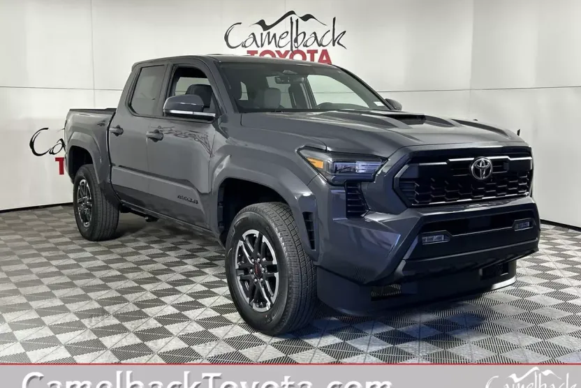 2025 Toyota Tacoma TRD Sport photo 1