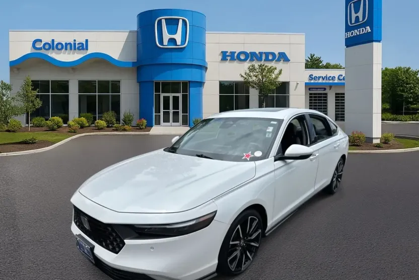2023 Honda Accord Hybrid Touring photo 1