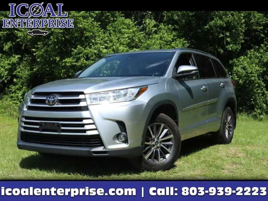 2017 Toyota Highlander XLE photo 1