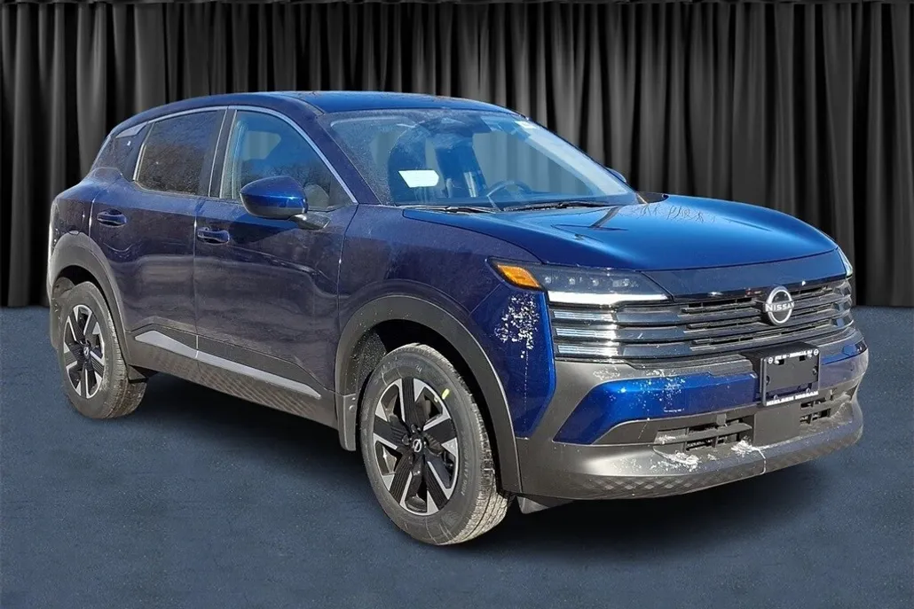 2025 Nissan Kicks SV photo 1