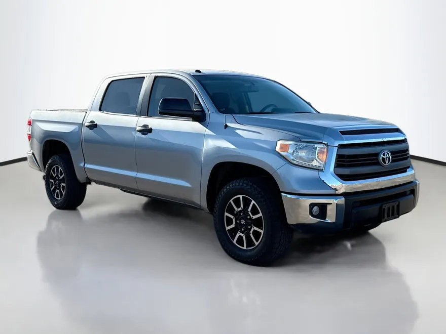 2014 Toyota Tundra SR5 photo 1