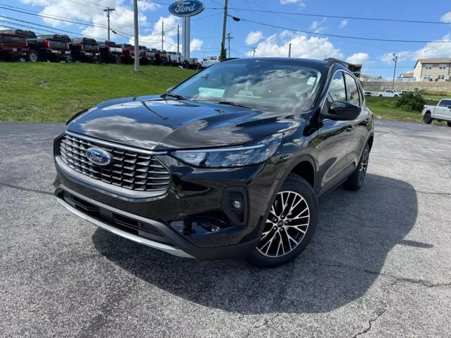 2025 Ford Escape Base photo 1