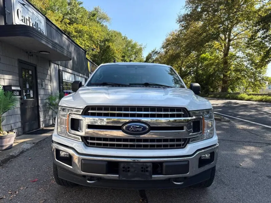 2019 Ford F-150 XLT photo 1