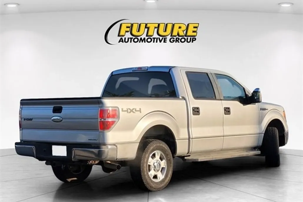 2012 Ford F-150 XLT photo 1