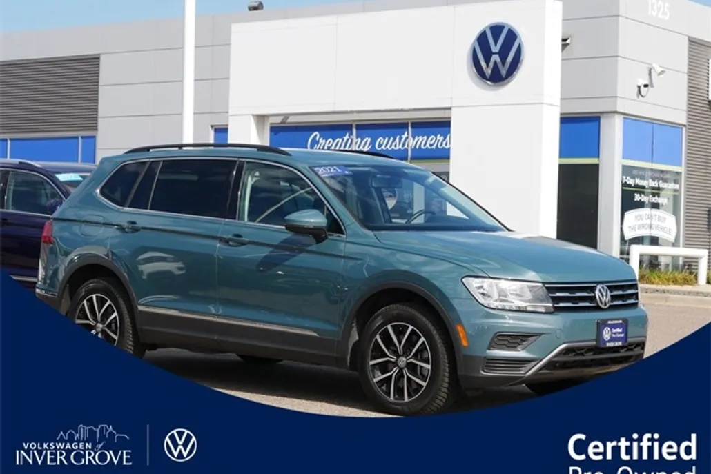 2021 Volkswagen Tiguan R-Line Black SEL photo 1