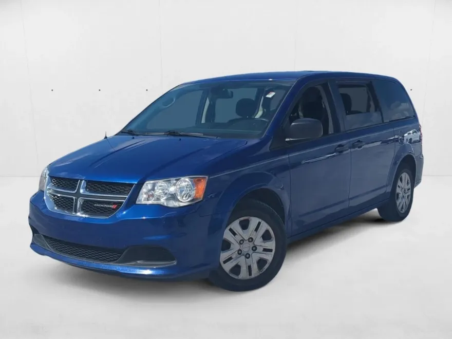 2019 Dodge Grand Caravan SE photo 1