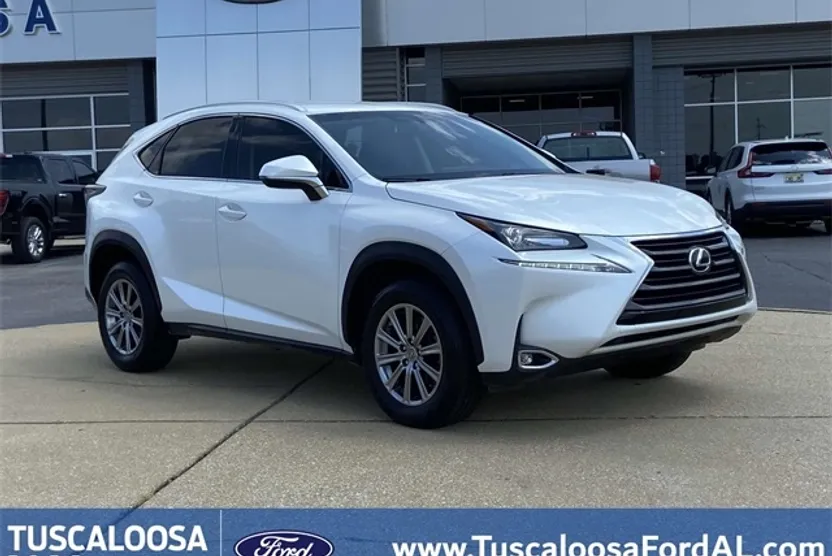 2017 Lexus NX 200t Luxury photo 1