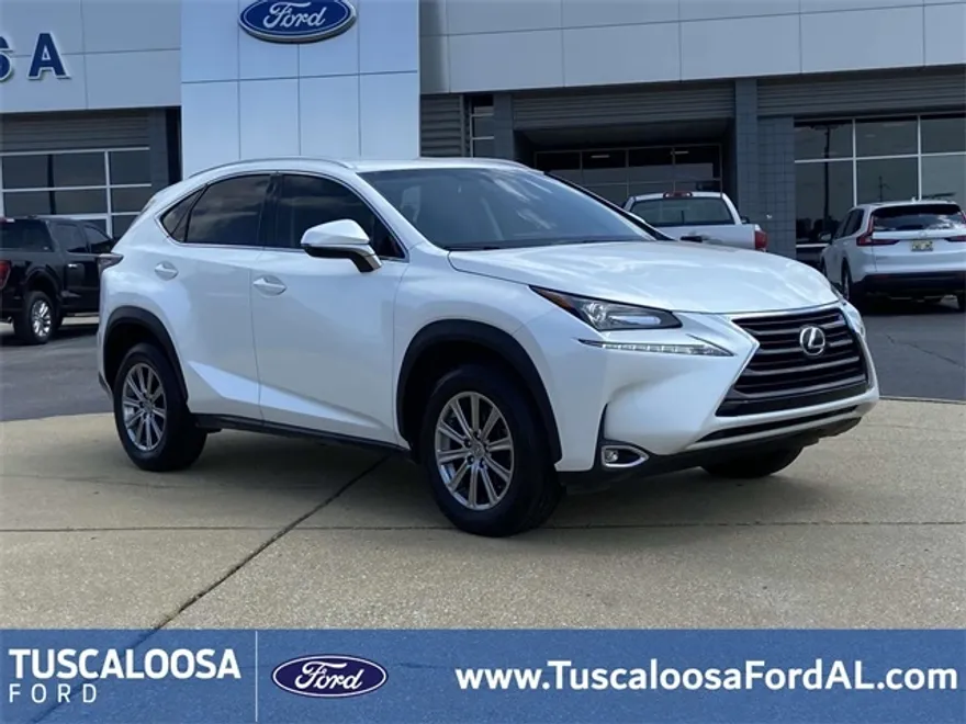 2017 Lexus NX 200t Luxury photo 1
