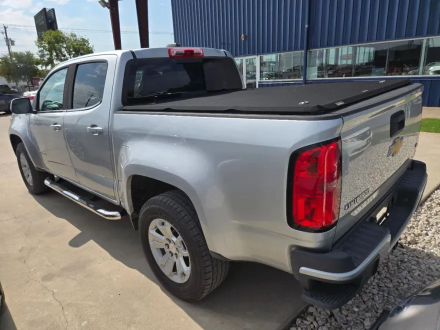 2017 Chevrolet Colorado LT photo 1