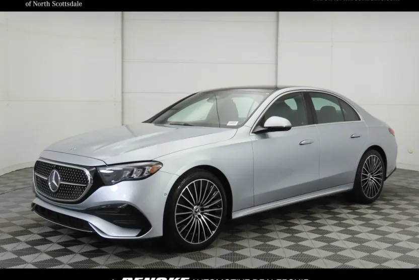 2026 Mercedes Benz E 350 4MATIC photo 1
