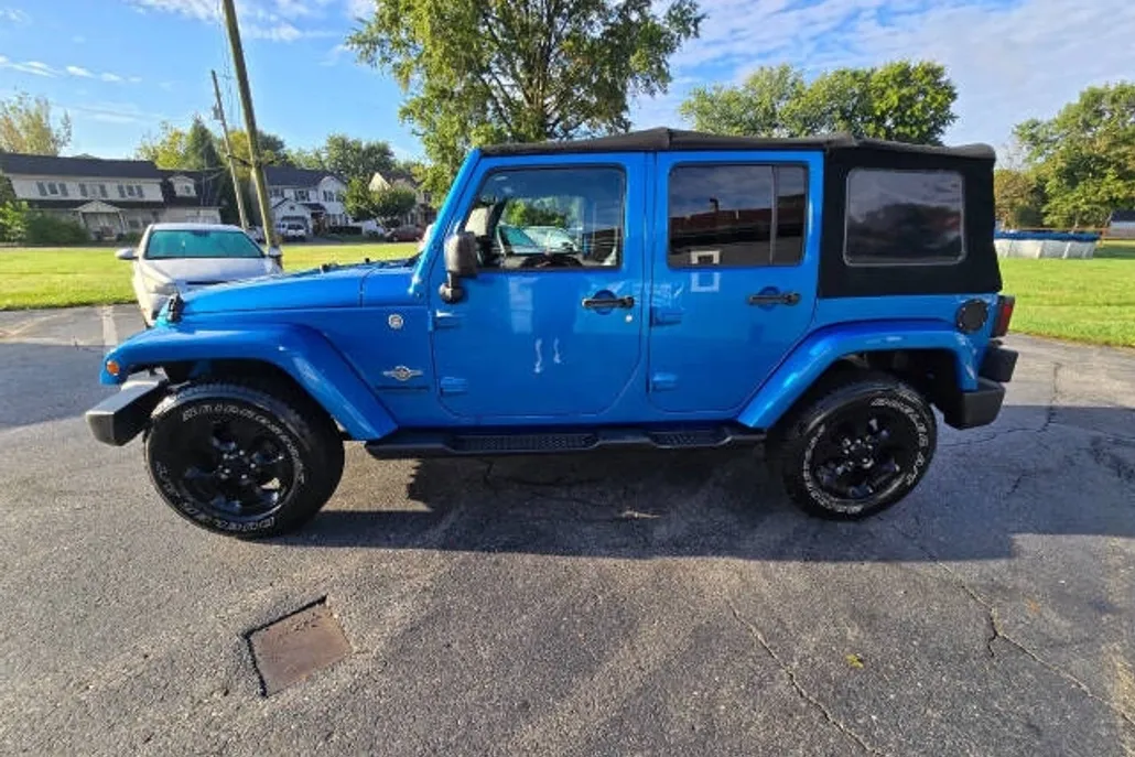 2014 Jeep Wrangler Unlimited Freedom photo 1