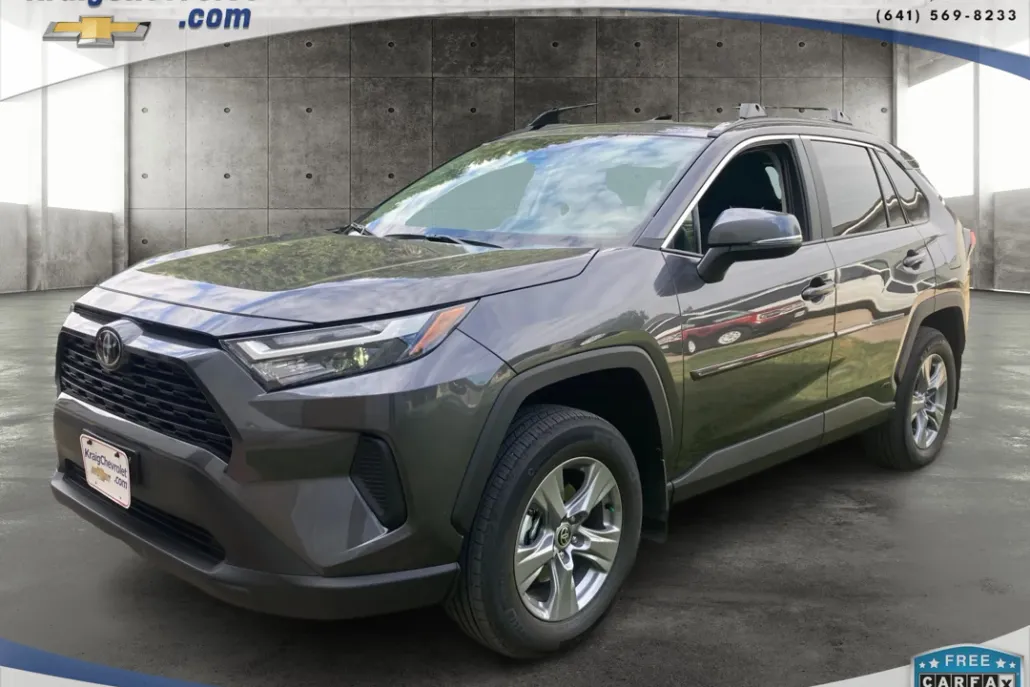 2025 Toyota RAV4 Hybrid XLE photo 1
