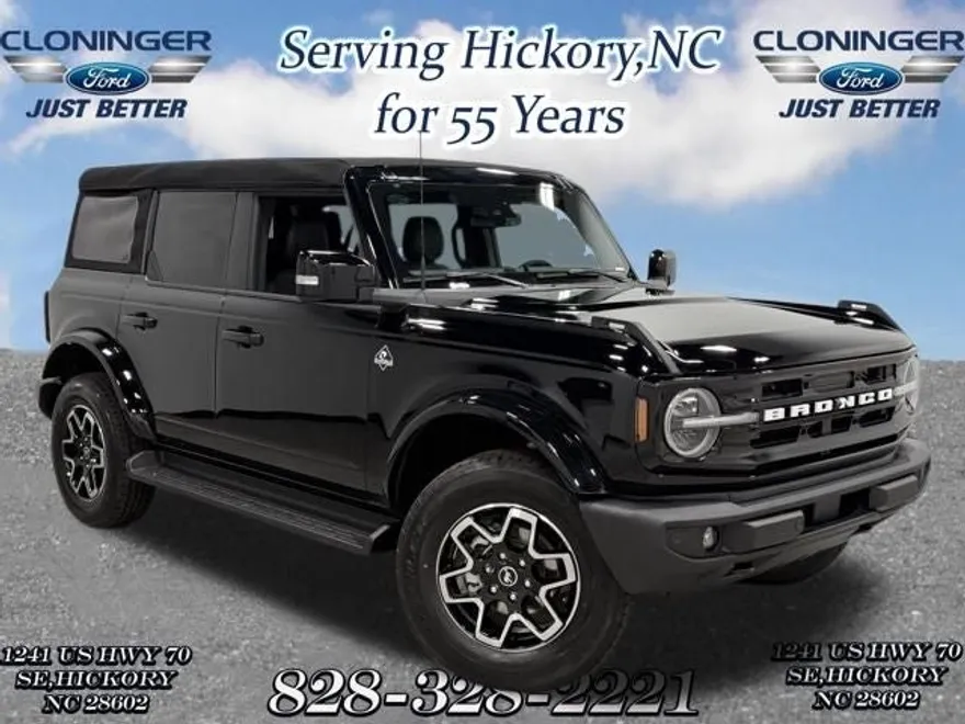 2025 Ford Bronco Outer Banks photo 1