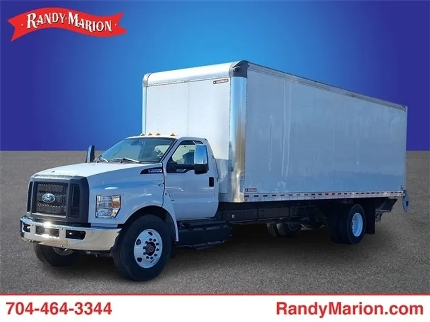 2023 Ford F-650 photo 1