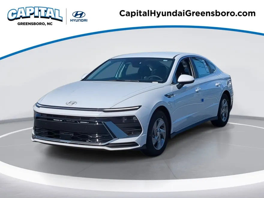 2025 Hyundai Sonata SE photo 1