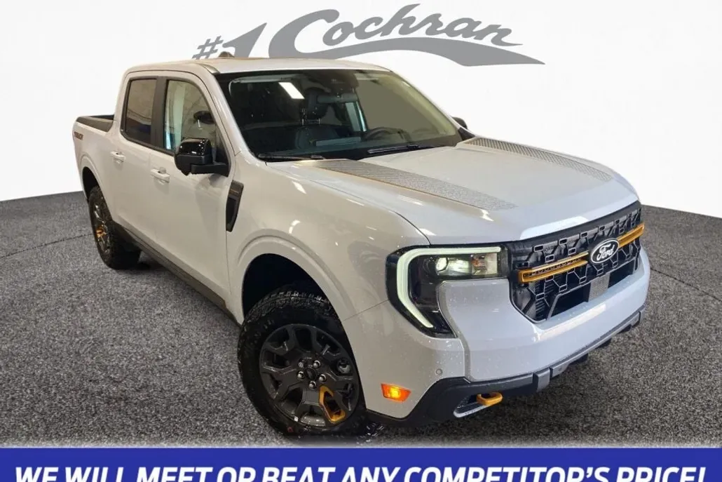 2025 Ford Maverick Tremor photo 1