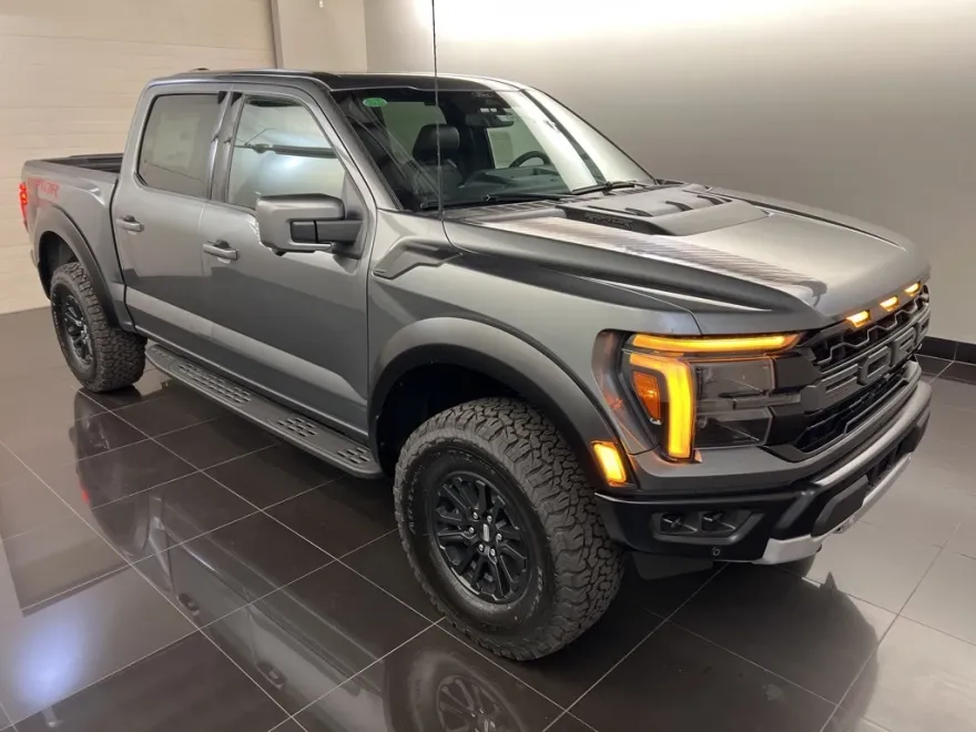 2025 Ford F-150 Raptor photo 1