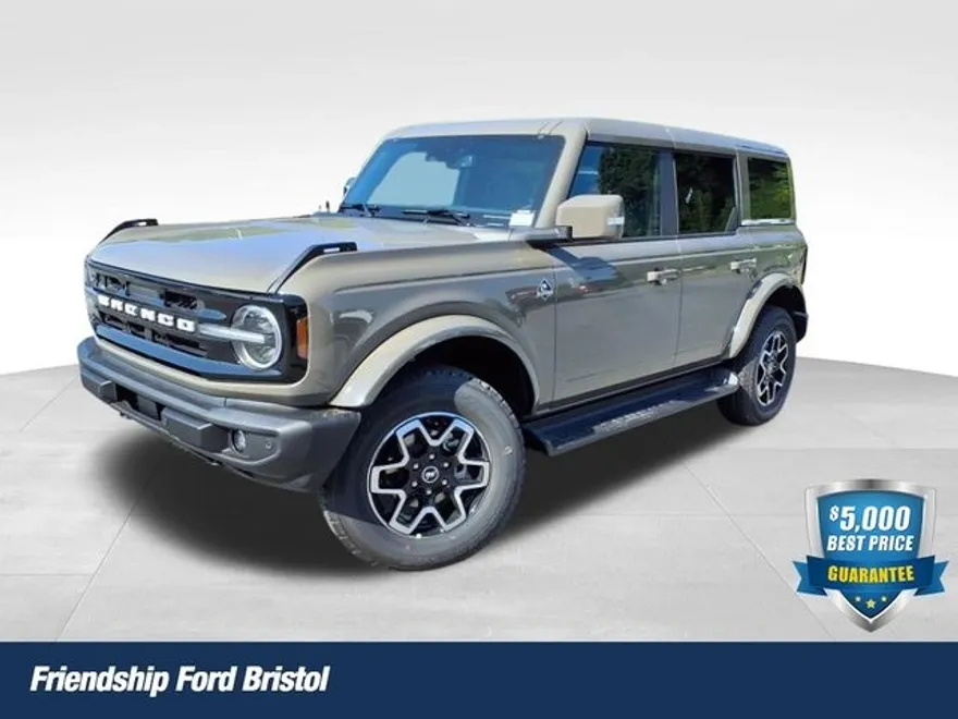 2025 Ford Bronco Outer Banks photo 1