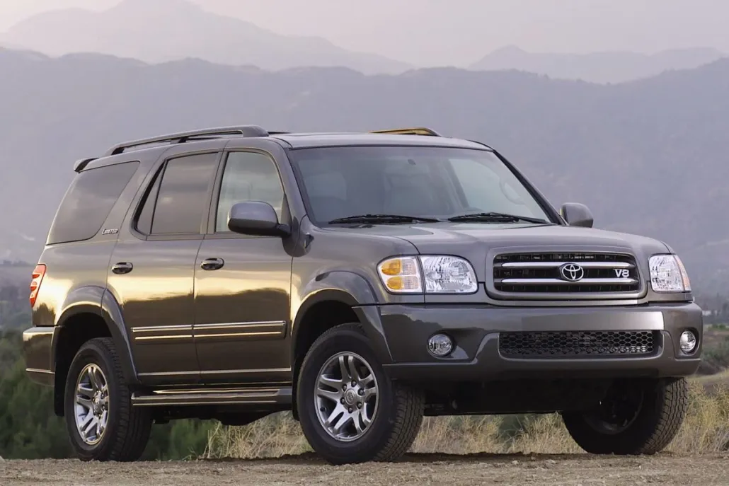 2004 Toyota Sequoia Limited photo 1