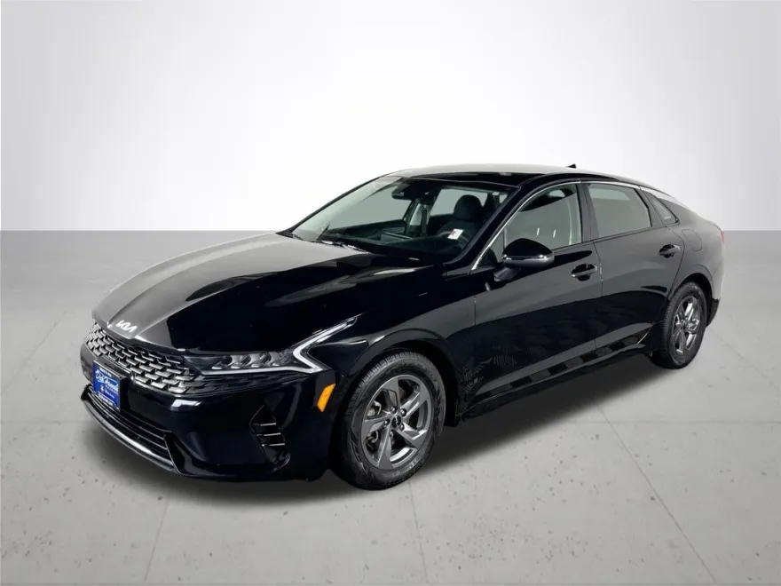 2023 Kia K5 LXS photo 1