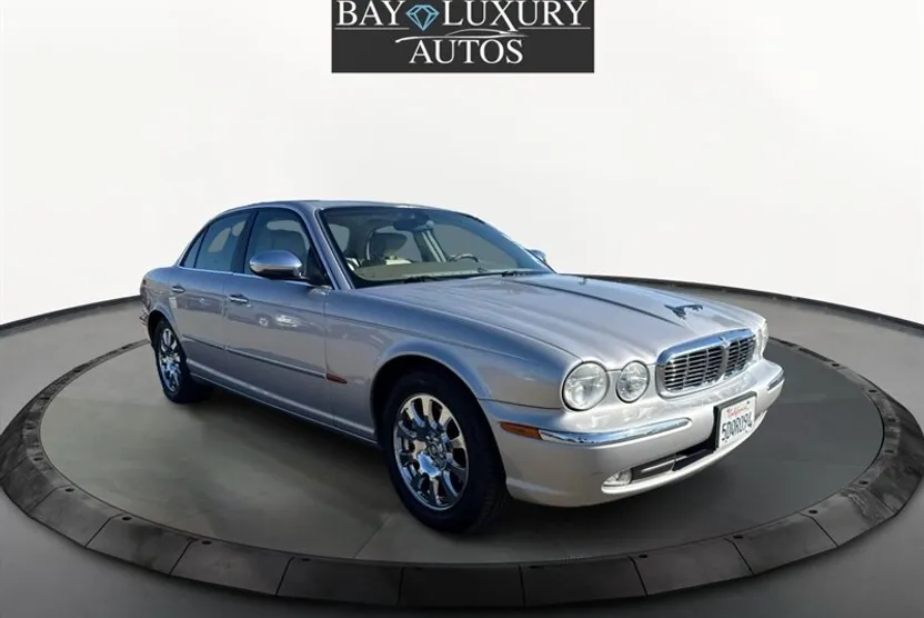 2004 Jaguar XJ 8 Vanden Plas photo 1