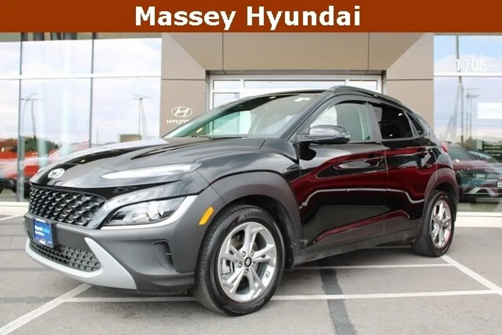 2023 Hyundai Kona SEL photo 1