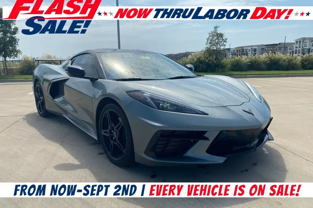 2022 Chevrolet Corvette Stingray 2LT photo 1