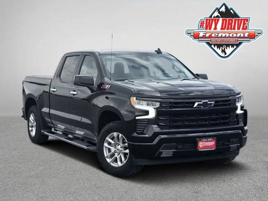 2022 Chevrolet Silverado 1500 RST photo 1