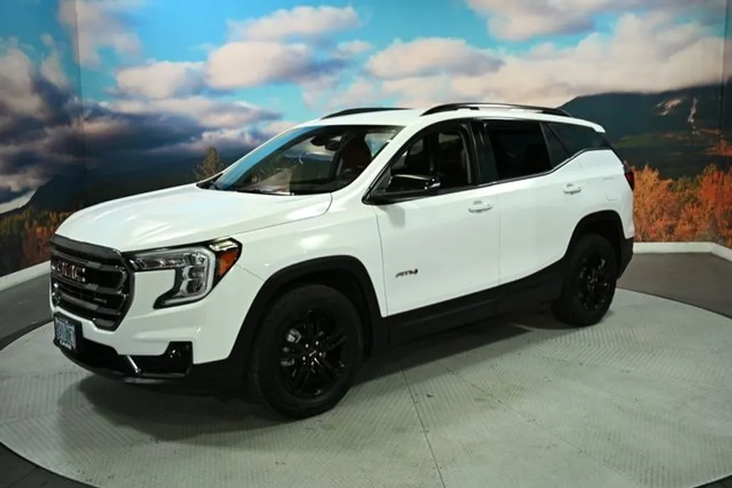 2023 Gmc Terrain AT4 photo 1