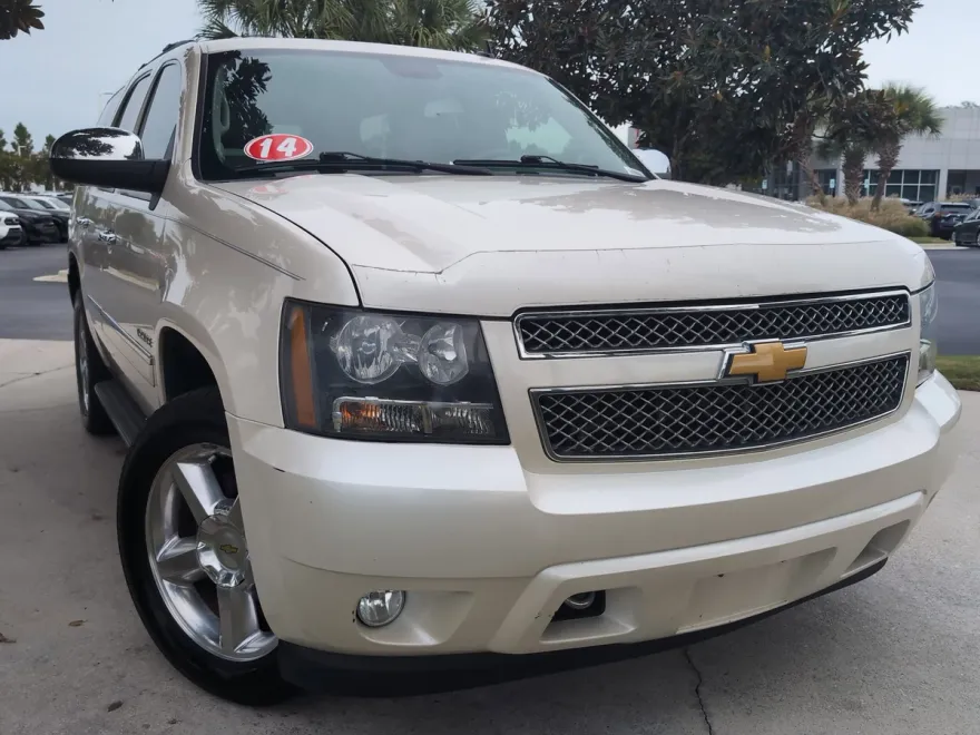 2014 Chevrolet Tahoe LTZ photo 1