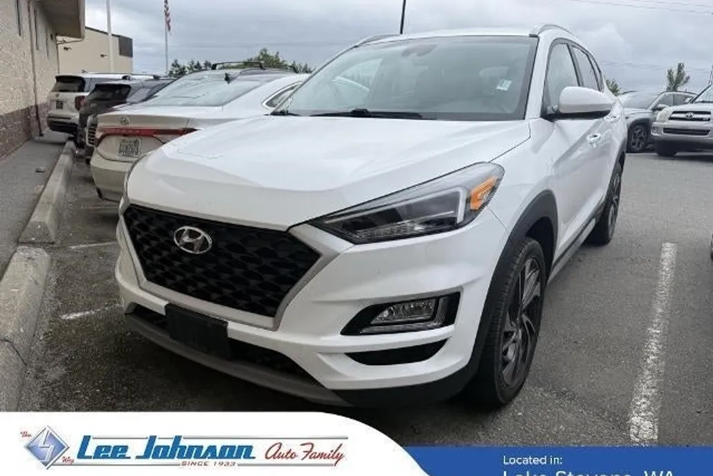 2020 Hyundai Tucson Sport photo 1