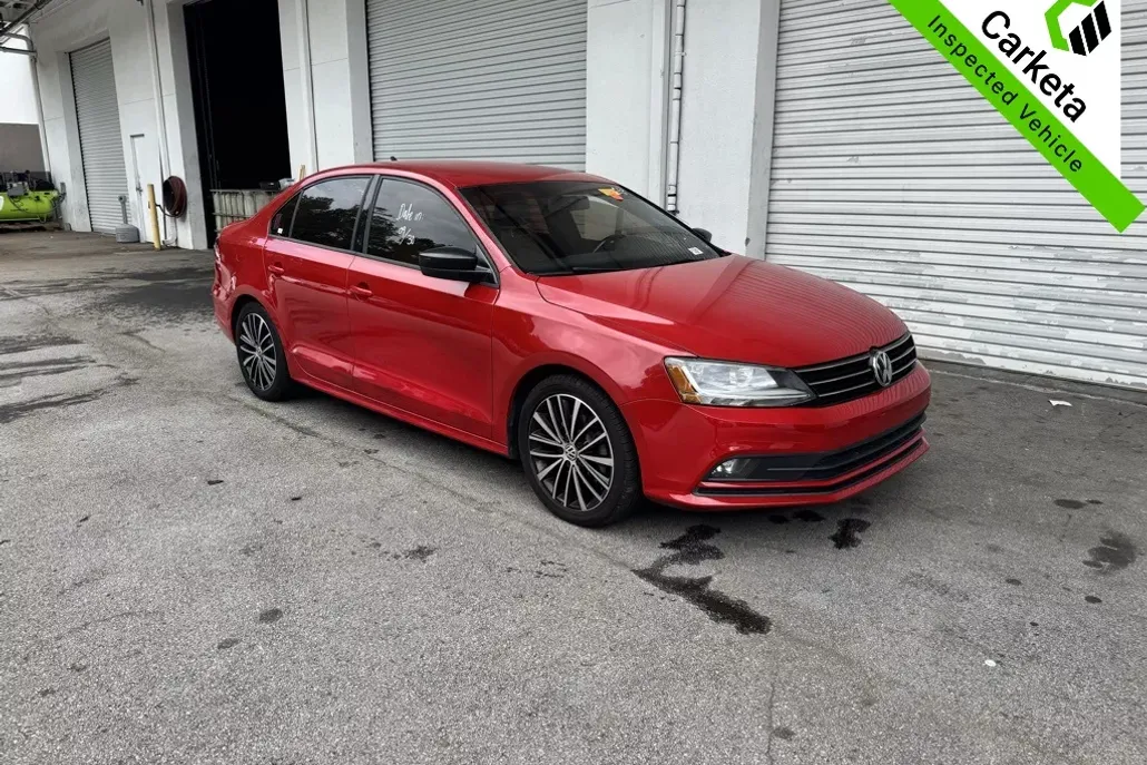 2017 Volkswagen Jetta 1.8T Sport photo 1