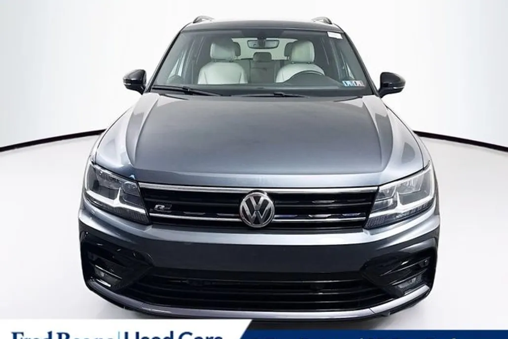 2020 Volkswagen Tiguan SE R-Line Black photo 1
