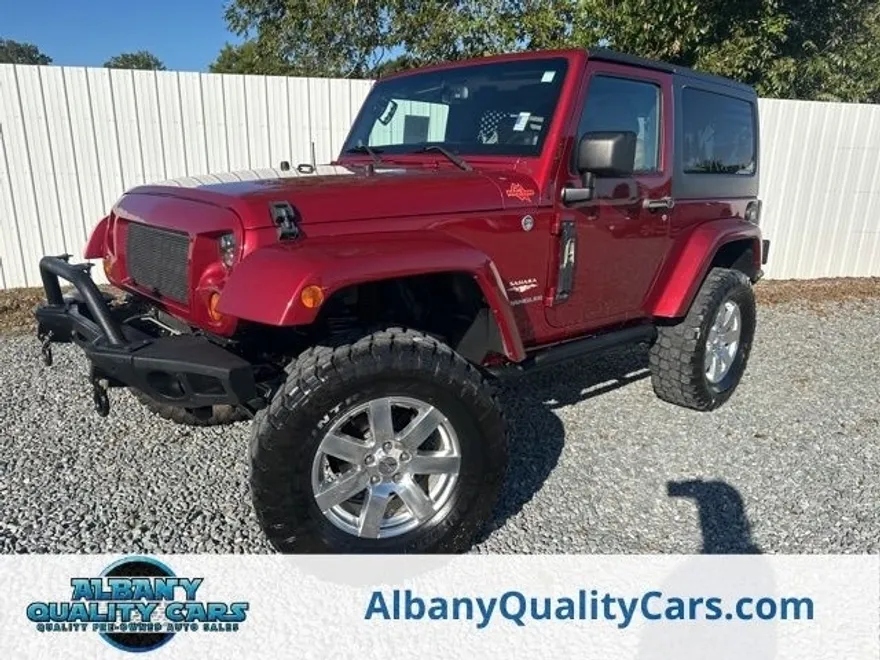 2013 Jeep Wrangler Sahara photo 1