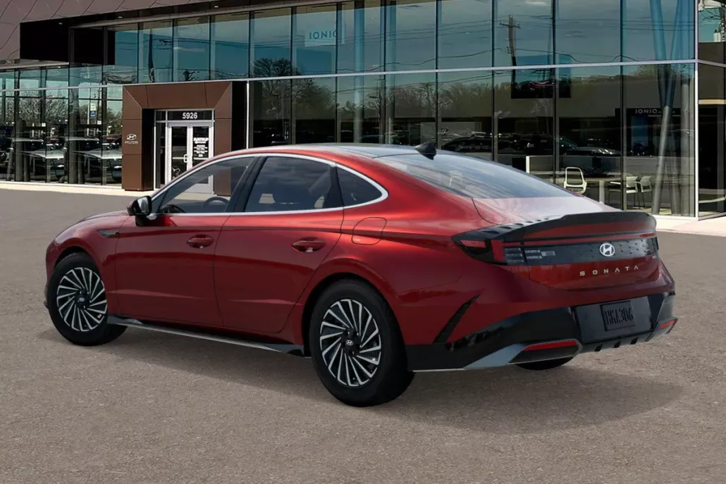 2025 Hyundai Sonata Limited photo 1