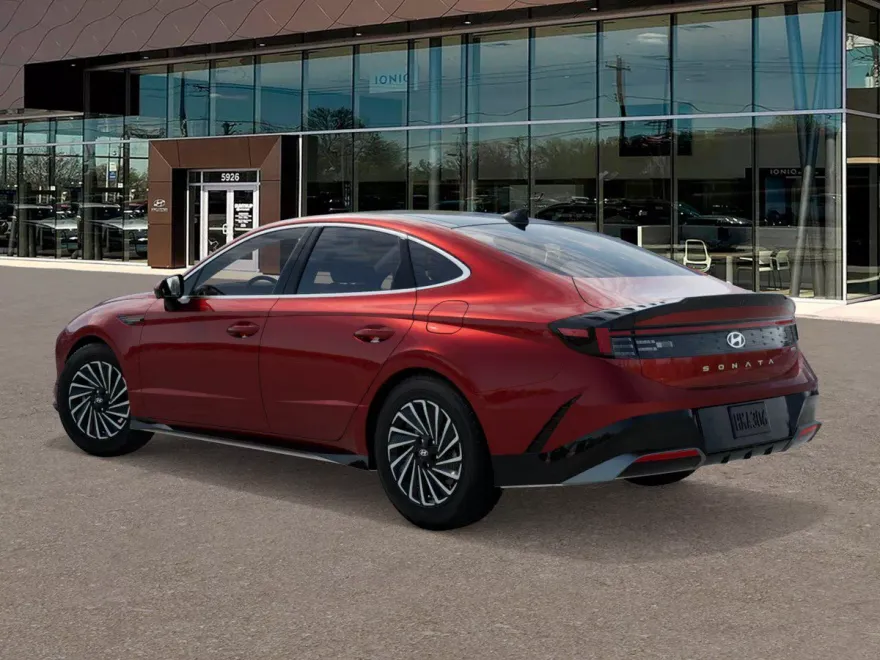 2025 Hyundai Sonata Limited photo 1