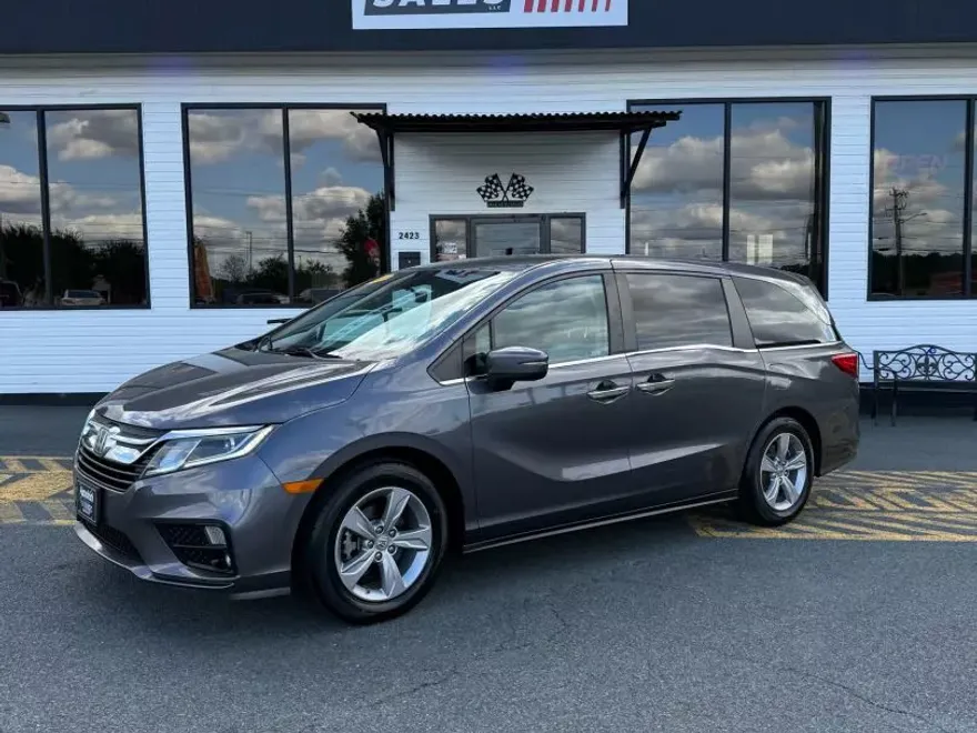 2019 Honda Odyssey EX photo 1