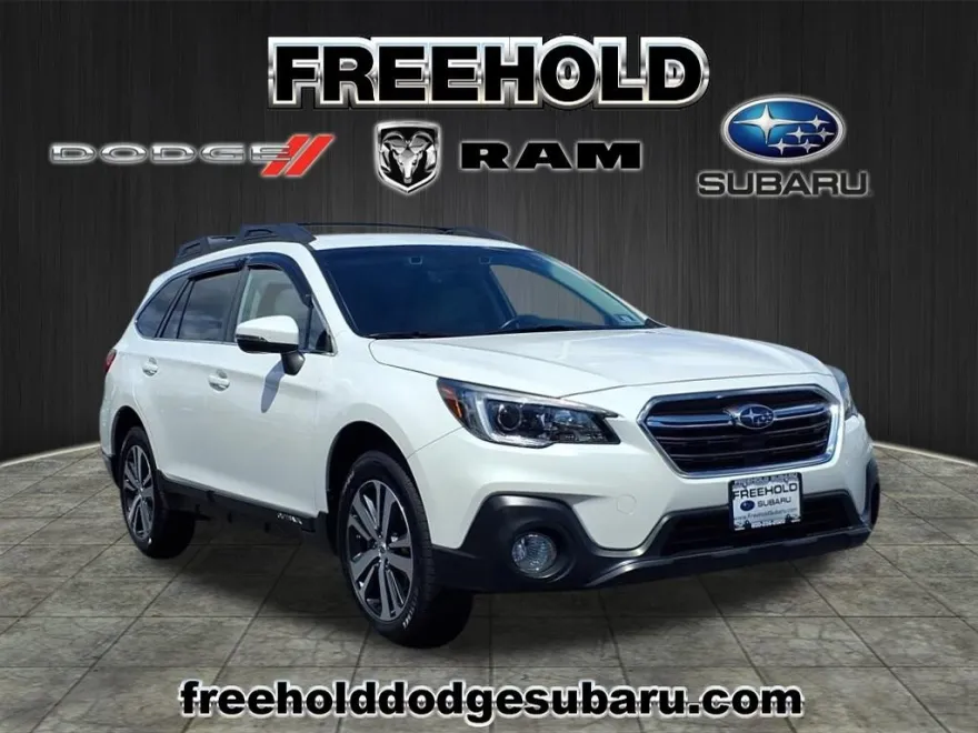2019 Subaru Outback Limited photo 1