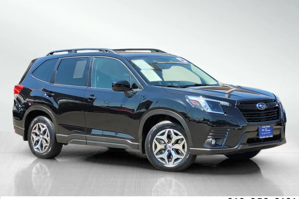 2024 Subaru Forester Premium photo 1