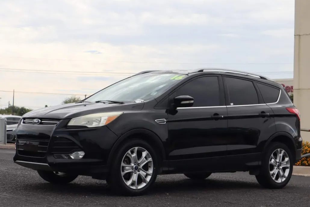 2016 Ford Escape Titanium photo 1