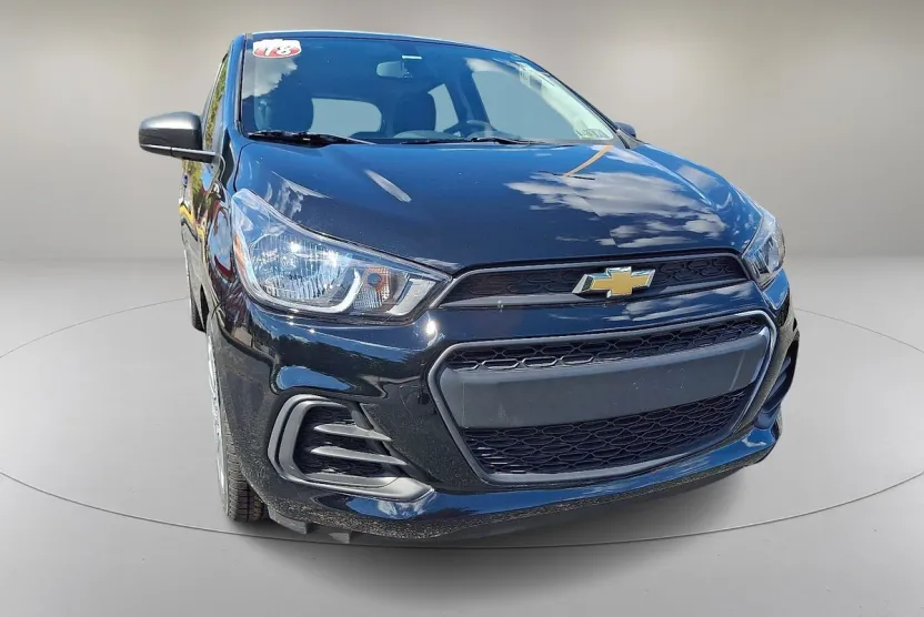 2018 Chevrolet Spark LS photo 1