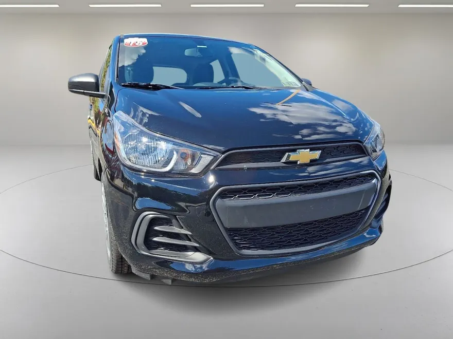 2018 Chevrolet Spark LS photo 1
