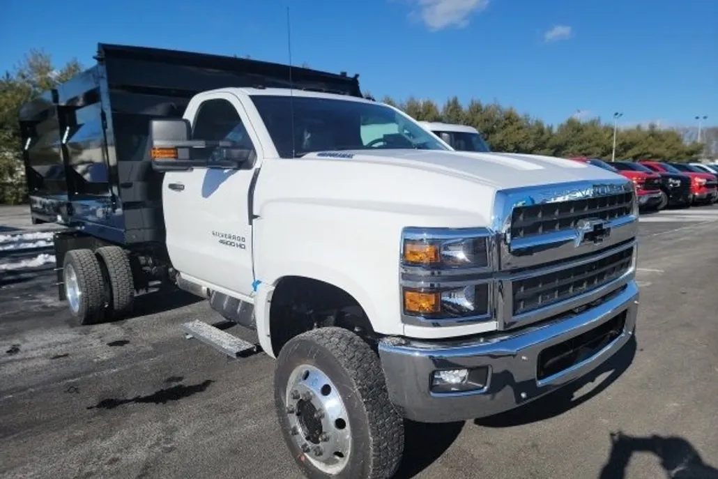 2024 Chevrolet Silverado 4500HD Work Truck photo 1