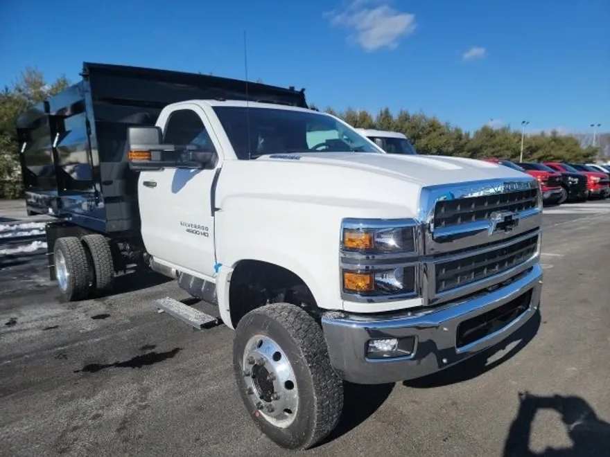 2024 Chevrolet Silverado 4500HD Work Truck photo 1