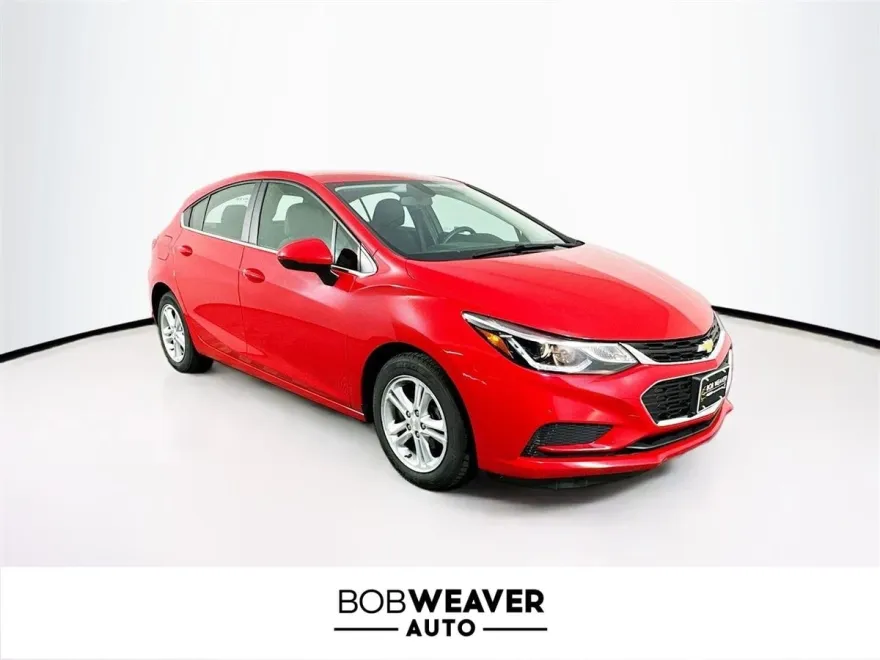 2018 Chevrolet Cruze LT photo 1