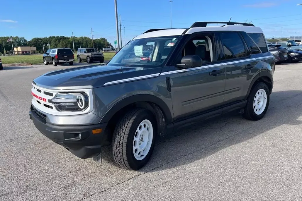 2024 Ford Bronco Sport Heritage photo 1