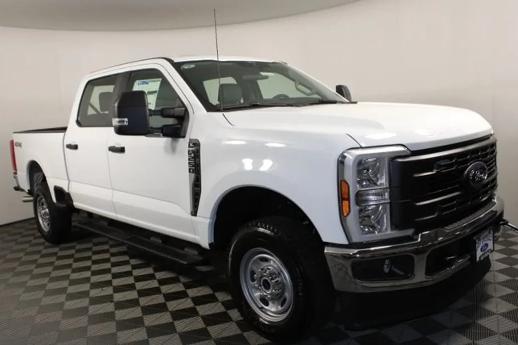 2025 Ford F-250 XL photo 1