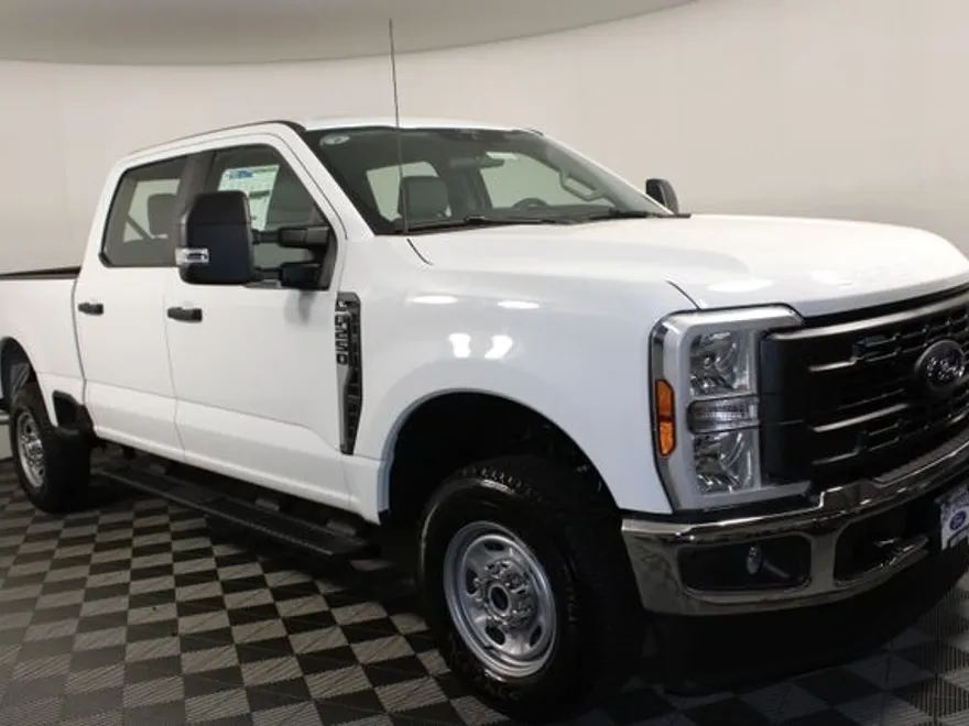 2025 Ford F-250 XL photo 1